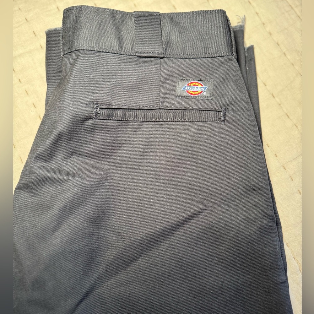 Dickies UO Exclusive 874 Cutoff work pants - Picture 3 of 9